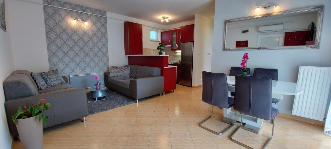 Amulett Suite Apartment Hajduszoboszlo Exterior photo