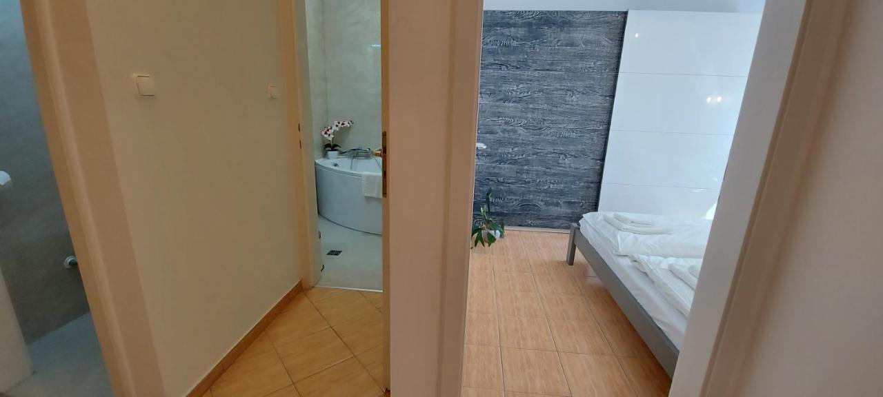 Amulett Suite Apartment Hajduszoboszlo Exterior photo