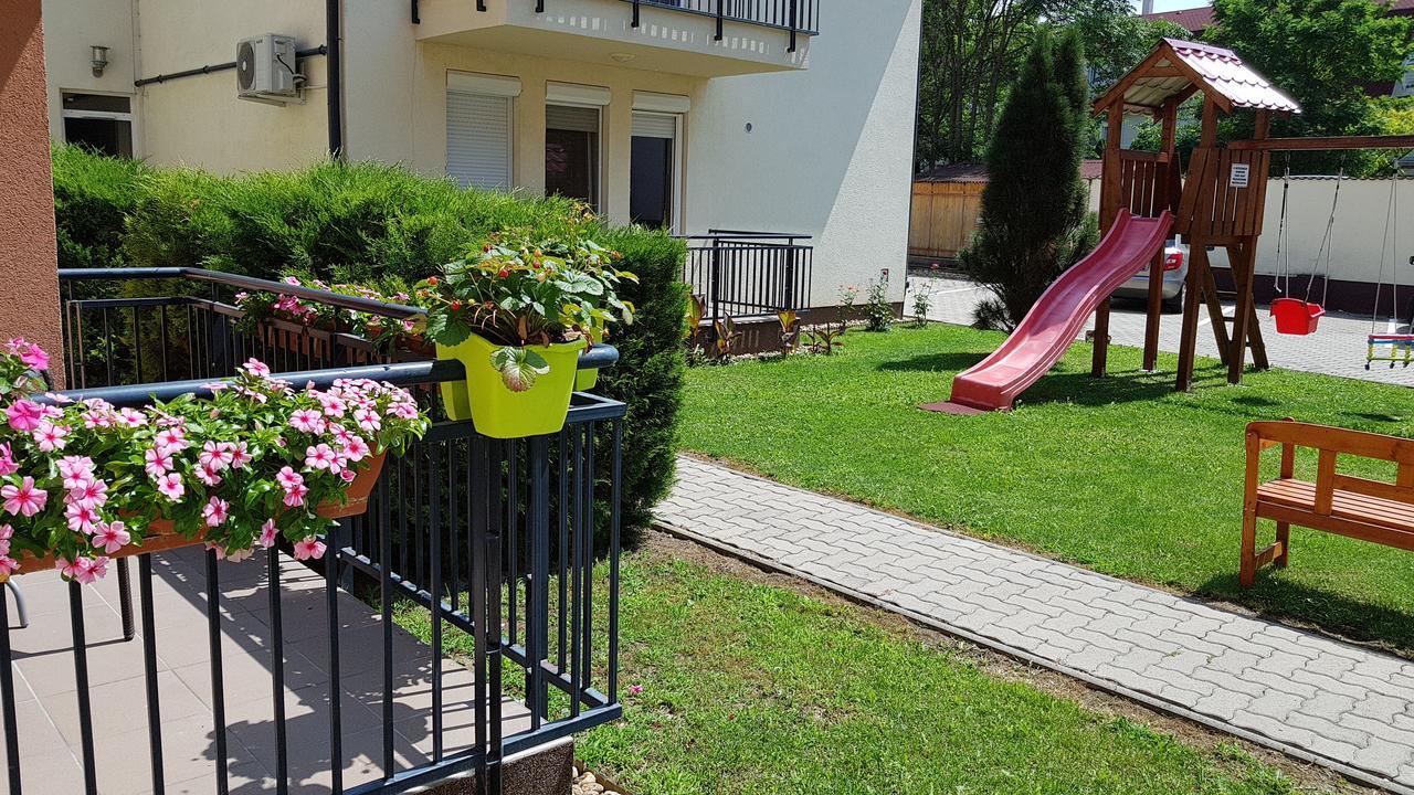 Amulett Suite Apartment Hajduszoboszlo Exterior photo